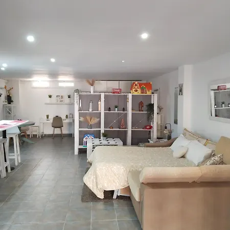 شقة Acogedor Loft ألاورين ذي ر تورّي